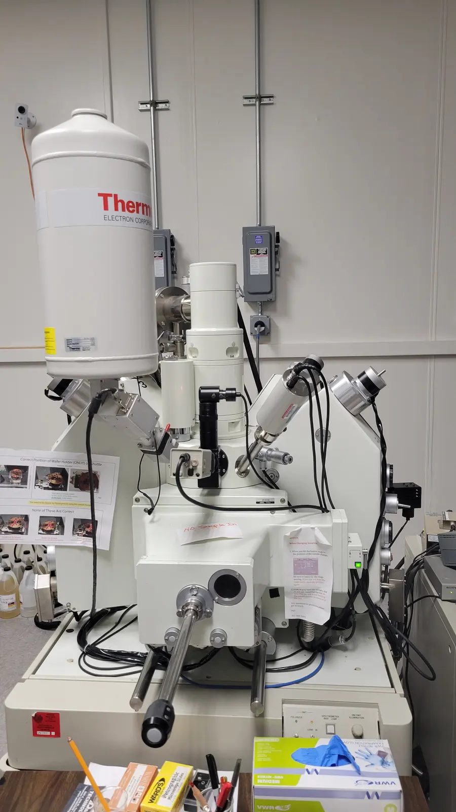 WDS microprobe. Wavelength-dispersive spectroscopy when EDS is not quantitative enough.